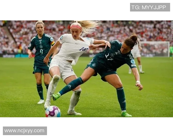 凯莉简介与足球明星的精彩瞬间展现与背后故事分享